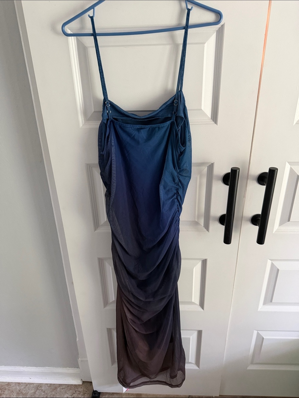 Elegant Ombre Blue to Brown Spaghetti Strap Dress - Picture 3 of 6
